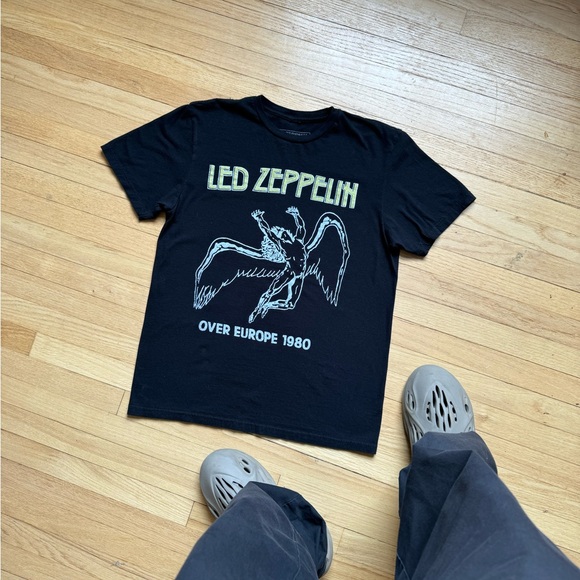 Vintage 1980 Led Zeppelin Graphic Black T
Shirt M - Picture 1 of 5